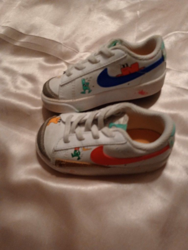 Size 5 And 6 Sneakers For Toddlers