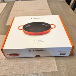 Le Creuset Signature Everyday Pan enameled cast iron
