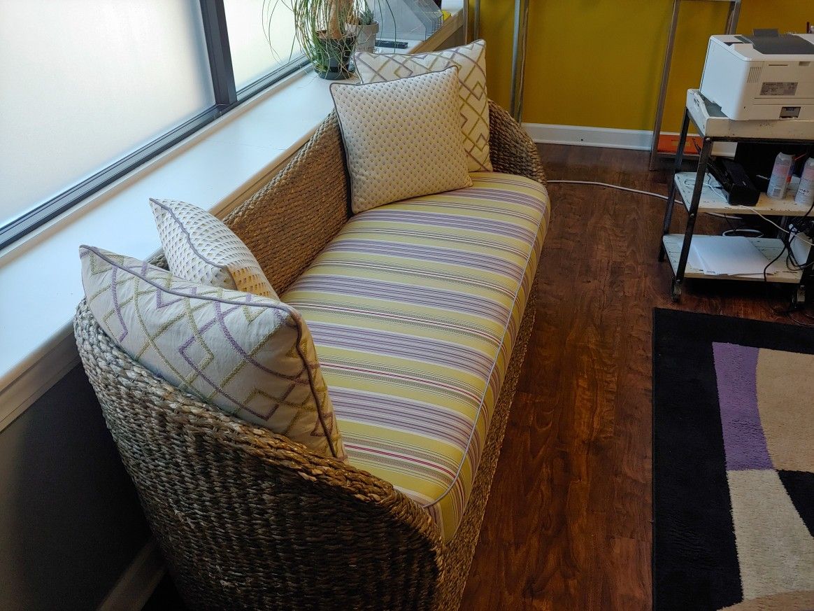 3 Piece Living Room Set for Sale in Chicago, IL OfferUp