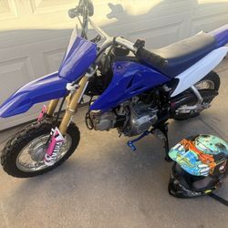 Yamaha TTR-50 Kids Dirt Bike with TITLE