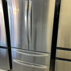 Lg 4 Door Plain Face Refrigerator With Water And Ice