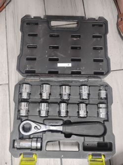 Kolbalt access extreme pass through socket set