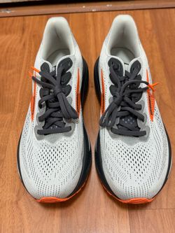 Brooks Ghost 17 — Men's US 8.5 — Like New — $85