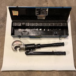 Burndy Hypress Y35