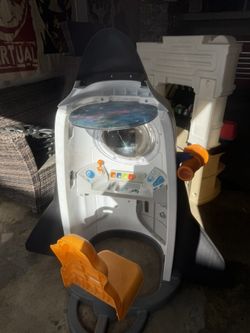 children’s space ship