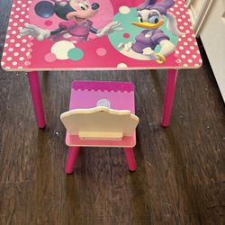 Mesa Í Silla Para Niña De Dos O Tres Años