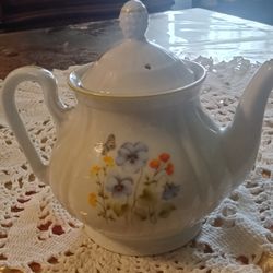 Ceramic Floral Tea Pot 