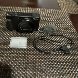 Sony - ZV-1 20.1 Megapixel Digital Camera 