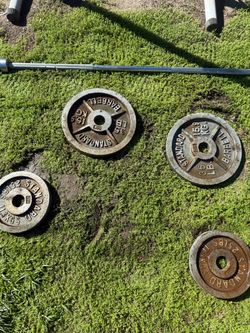 Barbell Weight Set – 25 lb & 35 lb Plates