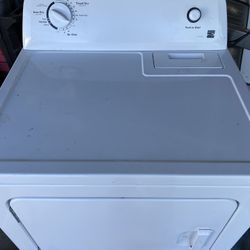 Gas Dryer Good Condition $90/