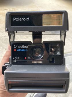 Working Polaroid Instant 📸 Camera- Collector’s item!