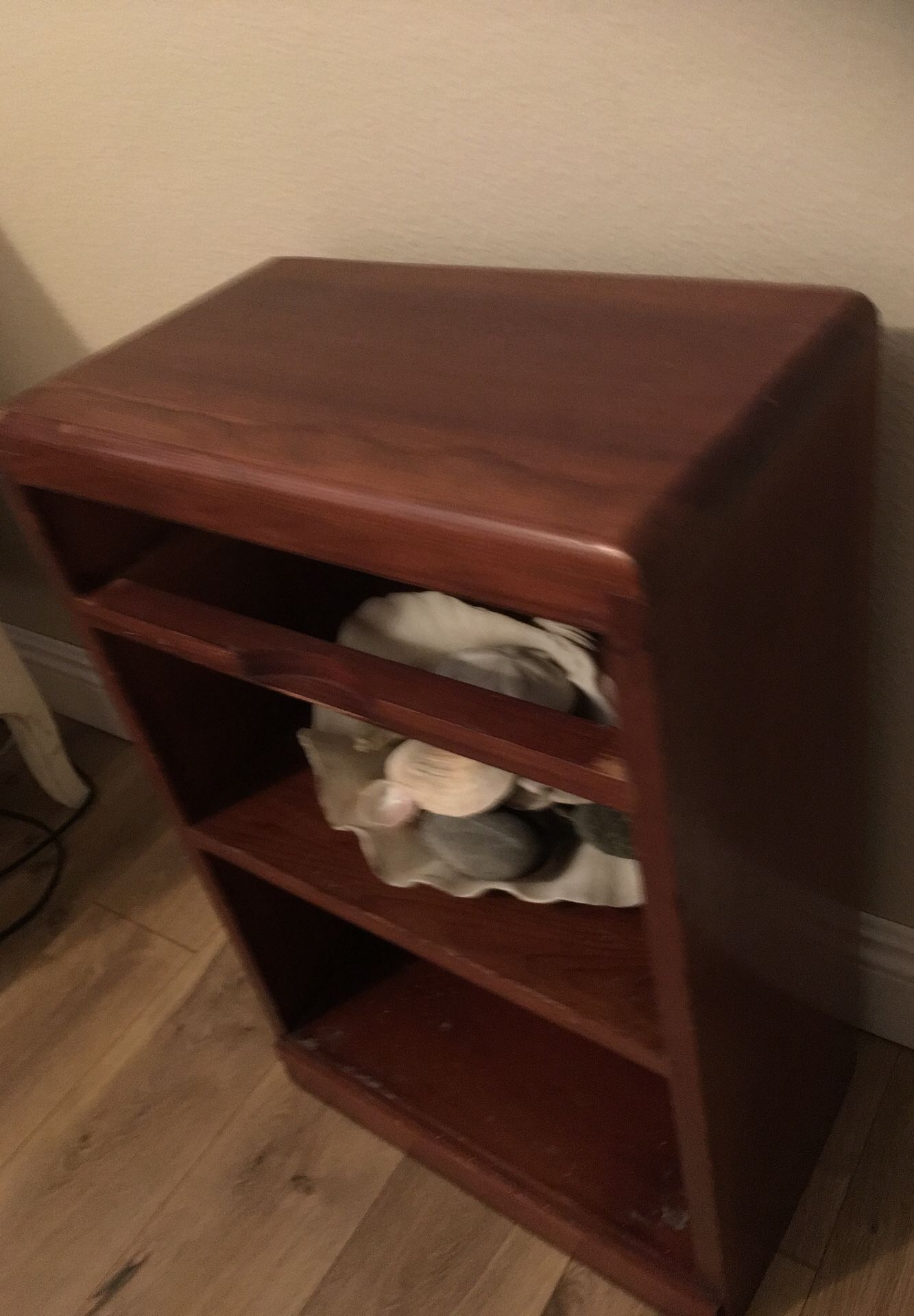 ANTIQUE PETITE NIGHTSTAND