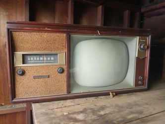 OLYMPIC 3 in 1 television console