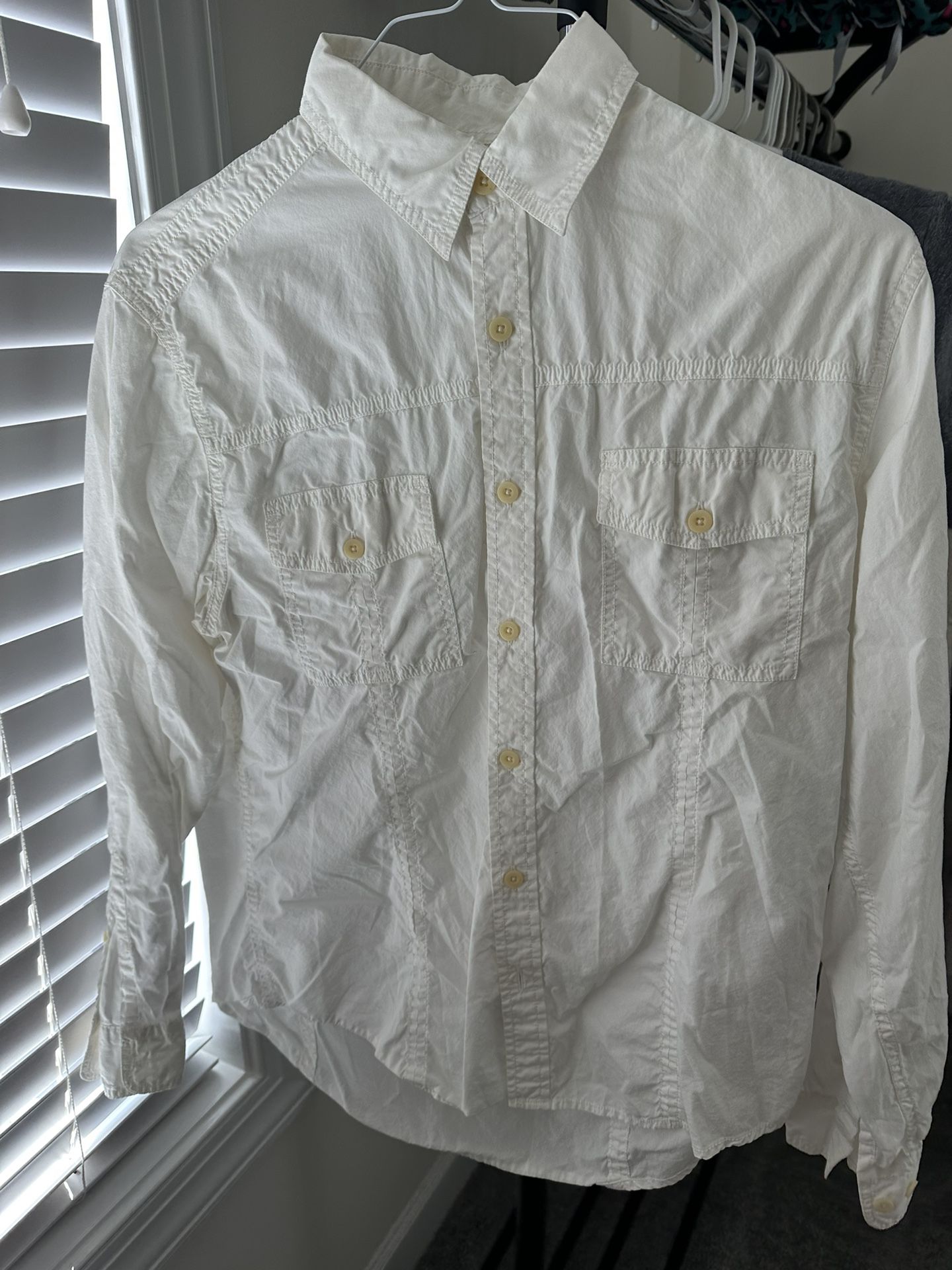 Perry Ellis Button Shirt - Medium