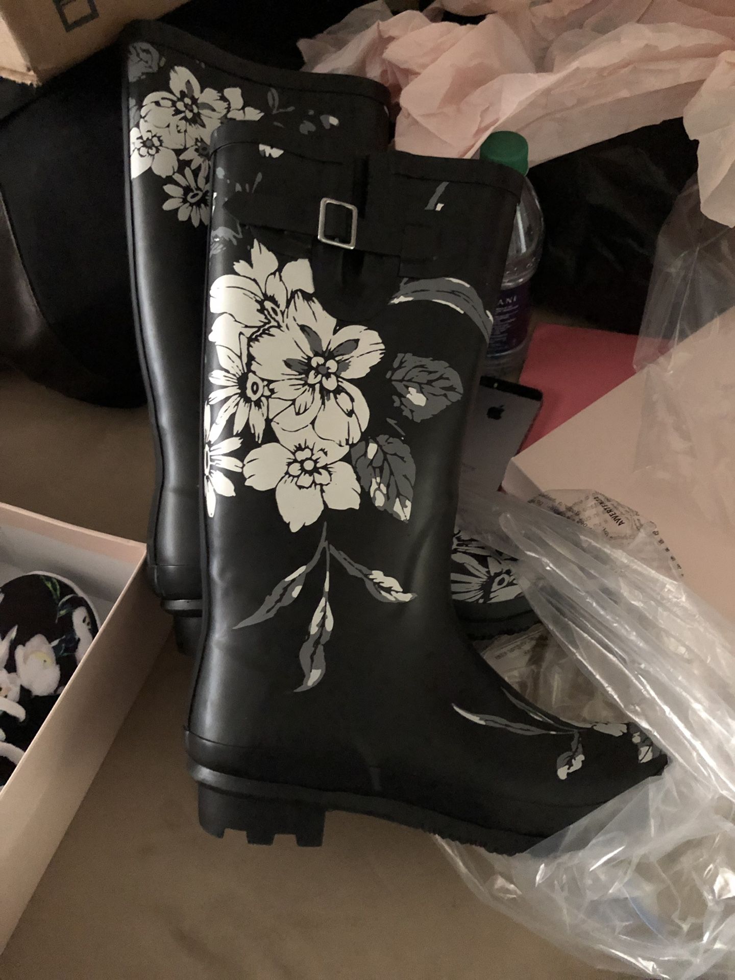 Size 9 black floral rain boots