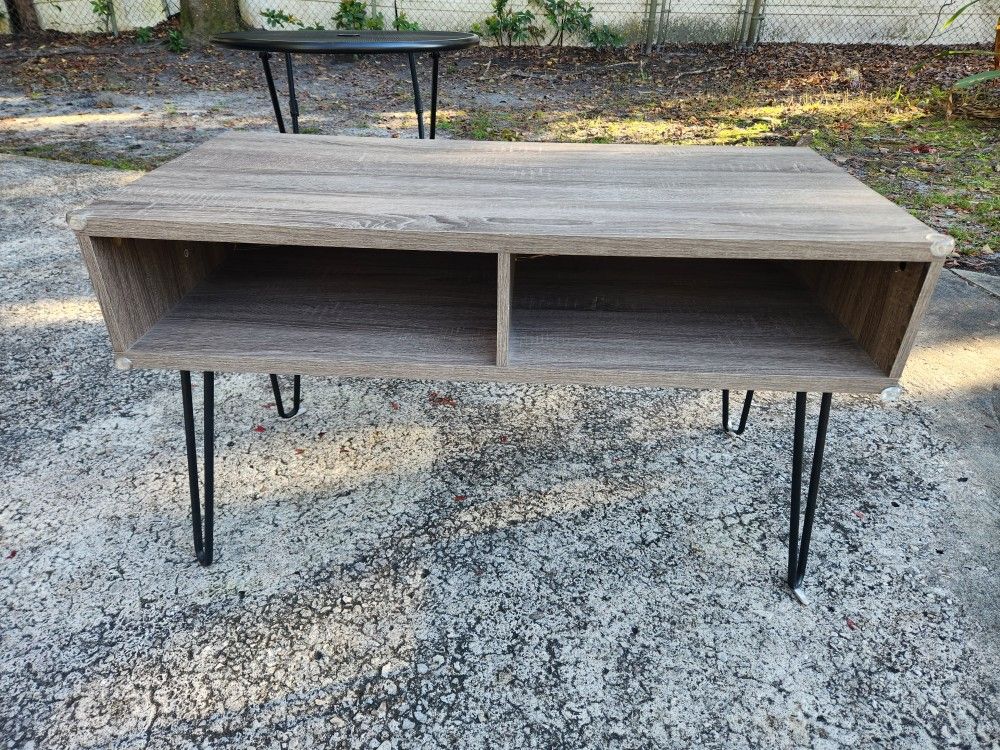 Modern Style TV Stand With Metal Legs DELIVERY AVAILABLE