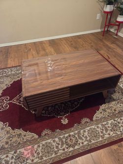 FREE coffee table