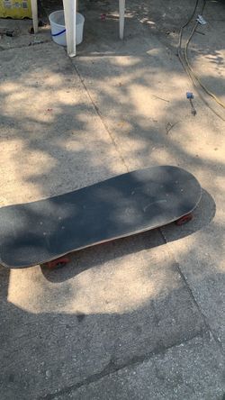 Skateboard