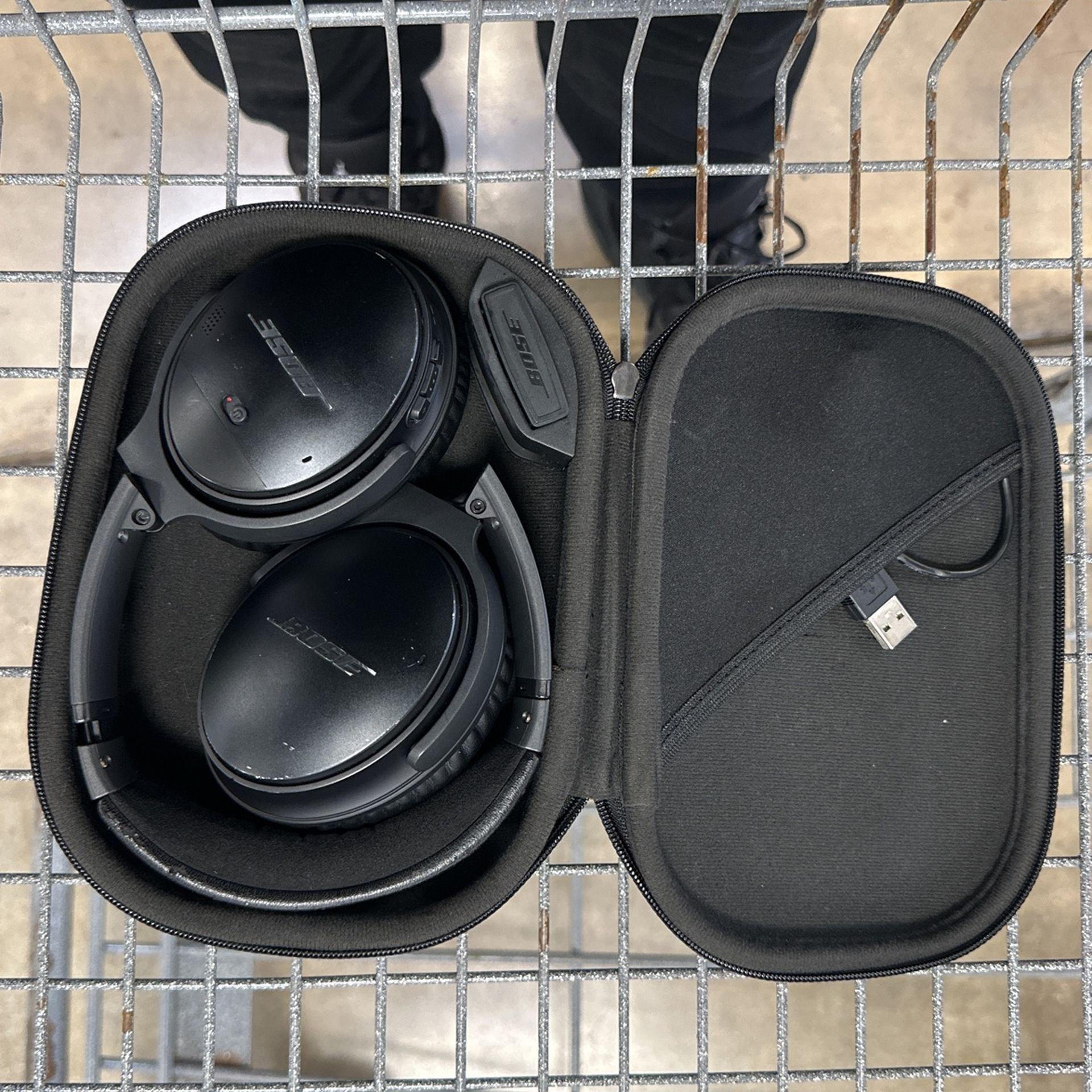 QuietComfort 35 wireless headphones