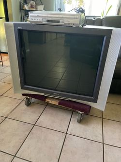 Sony Trinitron 36inch crt tv