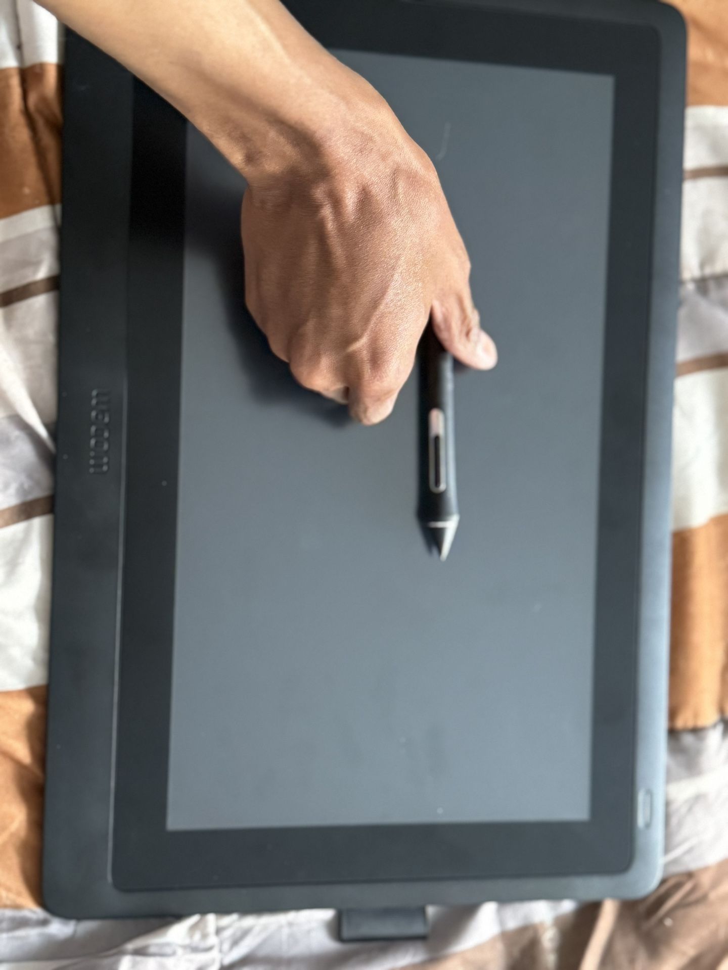 Wacom Cintiq 16 With 2TB Expansion HDD Drive