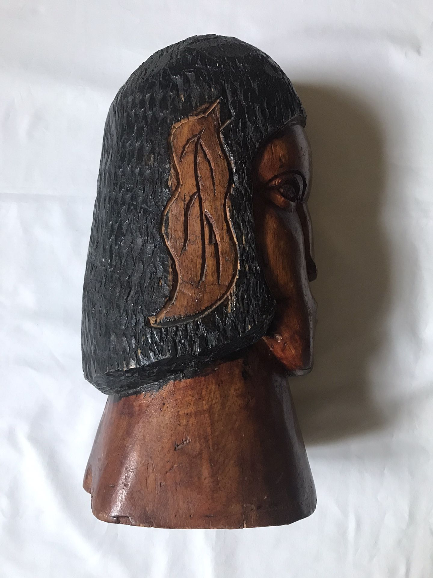 Vintage Wood Carving Bust Collectibles
