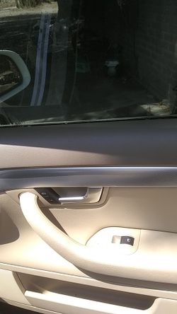 06 Audi A4 2. 0 T chrome bezel trimming good condition