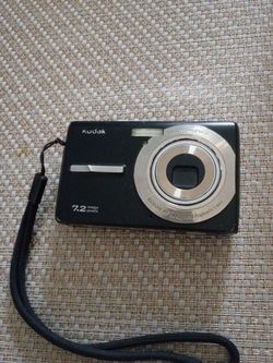Kodak 7.2MP Compact Digital Camera