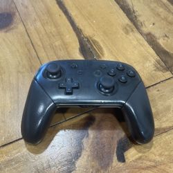 Nintendo Switch Pro Controller