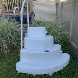 Wedding Cake Pool Steps 