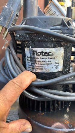 Flötec 1/3 hp submersible pump 115 v 9.0 amp