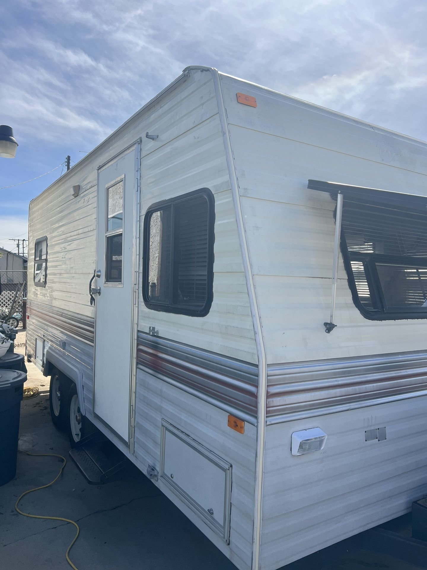 1993 Terry Fleetwood for Sale in Los Angeles, CA - OfferUp