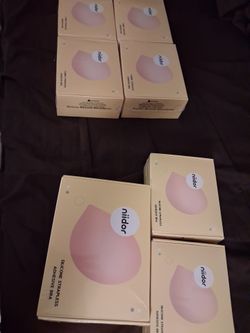 Niidor adhesive bras new