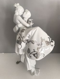 Lladro Re-Deco Wedding Couple Signed