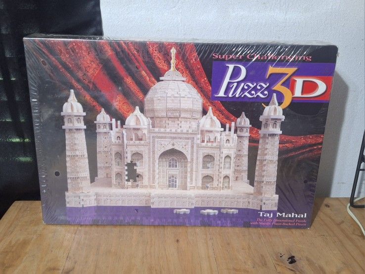 New, Sealed!! Puzz 3D Taj Mahal 1077 Pieces
