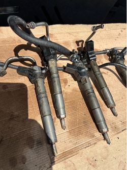 Mercedes E350 Bluetech diesel fuel injector set of 6 ML