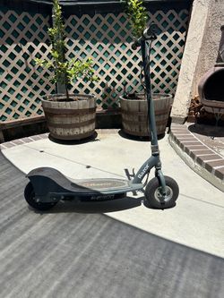 Razor E300 Scooter