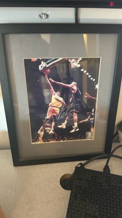 Kobe signed picture