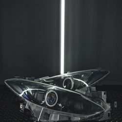 CUSTOM BLACKED-OUT PROJECTOR HEADLIGHTS | MAZDA3 (14–16)  