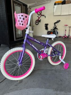 Huffy Sea Star 16″ Girls Bike with Training Wheels & Basket
