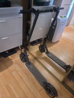 NAVIC Electric Scooter for Adults，Top Speed 19/22 MPH，Range 19/22/28 Miles