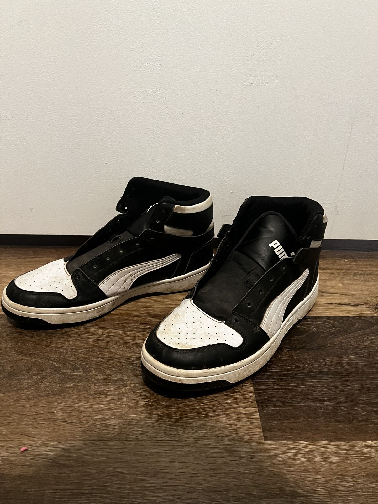 Puma High top Shoes Size 10