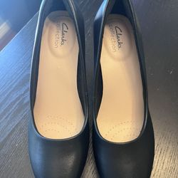 Clarks Black Leather Ambyr Joy Pumps - Size 8