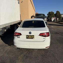 2017 VW Jetta 5sp Manual 