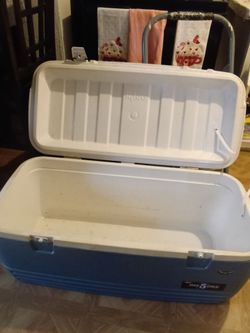 Igloo max cold quart cooler$$70