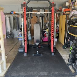 SMITH MACHINE/WEIGHTS/DUMBBELLS
