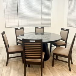 Dining Table Round 60" With 6 Chairs