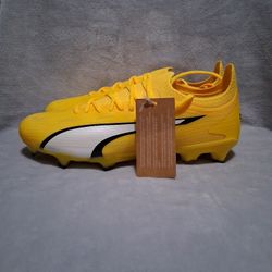 Puma Ultra Cleats Size 8.5 Women's. Men's Would Be A Size 7