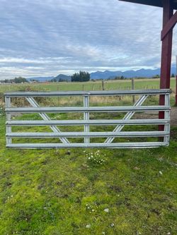 Behlen 12' Galvanized Farm Gate