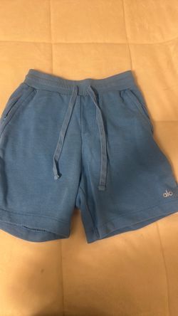 Alo Yoga Blue Sweat Shorts – Men’s S